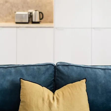 The Haus - Alegria *